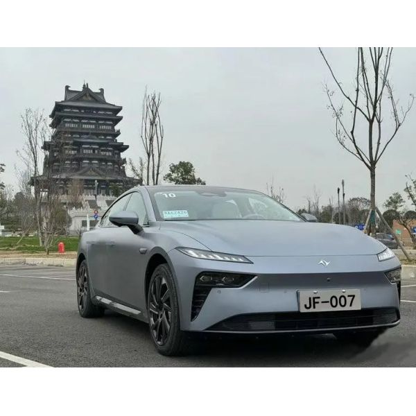 007 DongFeng Pure Electric Racing Car Wheelbase 2915MM  range 530KM