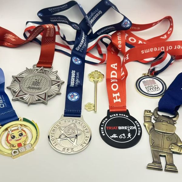 Football sporting club metal medals custom zinc alloy die cast medals with gold silver copper plating and ribbon options