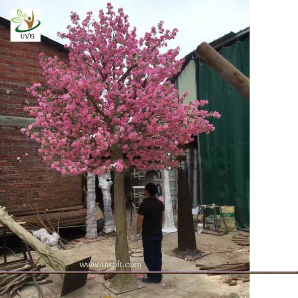 UVG wedding party favors fake cherry tree with silk cherry blossom flowers for church decorations CHR165
