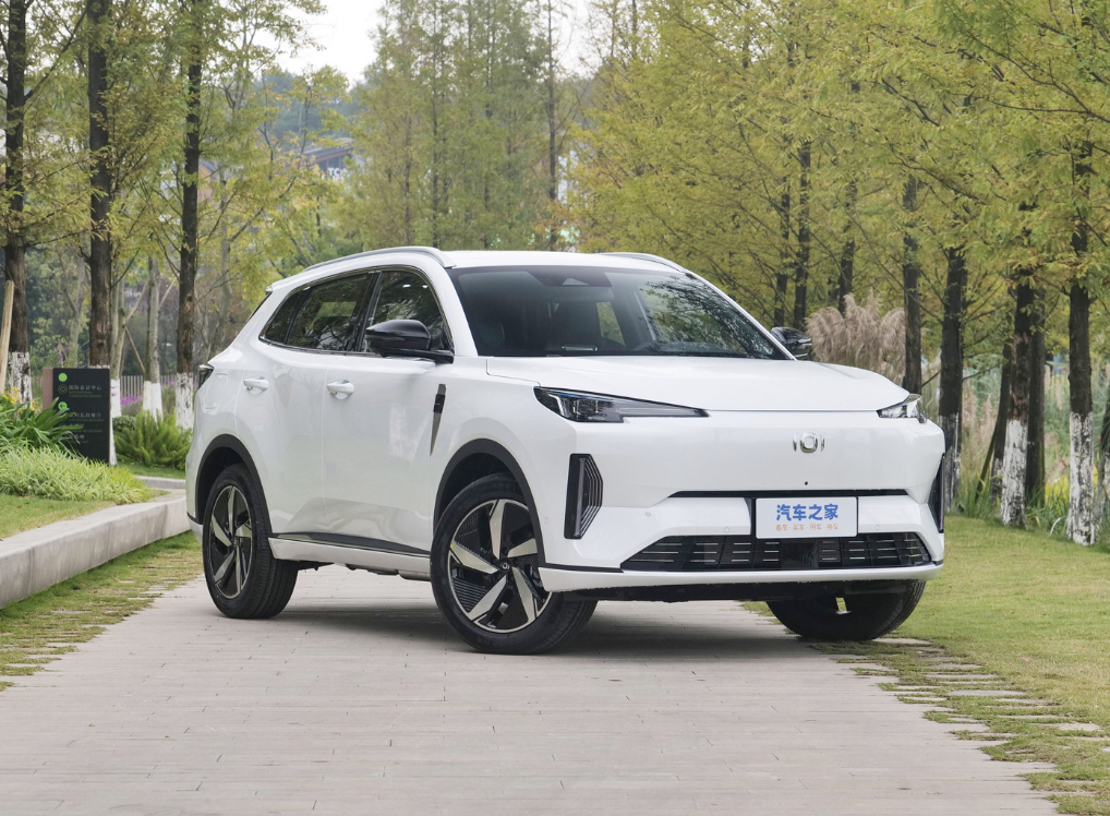 Чанган Qiyuan Q05 внедорожник с литий-ионной батареей Электромобиль с левым рулем