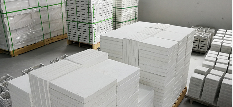 High Temperature Resistance Furnace Fittings Corundum Mullite Furnace Accessory Push Plate