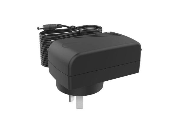 16.8W Max AUS Plug RCM Certified 8.4V 12.6V Lithium / Lead-Acid Battery Charger 16.8V Power Supply