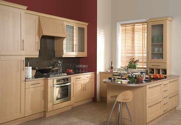 White Color White Shaker Kitchen Cabinets , Pre Assembled Kitchen Cabinets