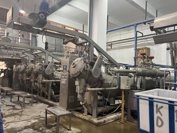 Energy Saving Low Consumption Textile Fabric Dyeing Machine Hthp Yarn Dyeing Machine