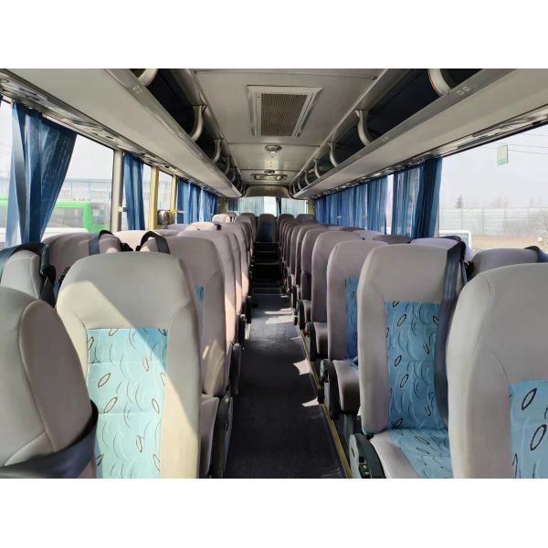 Подержанная модель Zk6127 автобуса для продажи 51 Seaters пассажира Yutong