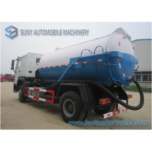 Large 12000L Q235 Vacuum Tank Truck , 6 Tyre Sinotruk HOWO Truck