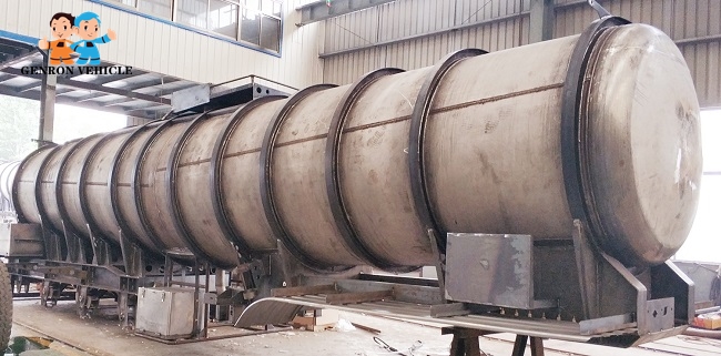 3 трейлер топливозаправщика масляной серной кислоты 35ft 22000L 22CBM цапф 98% Semi