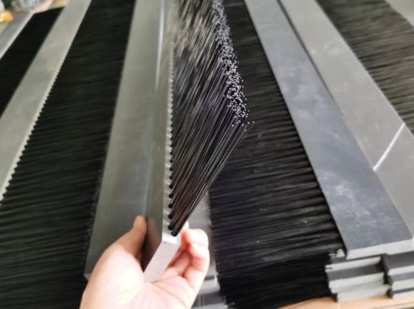 PVC Board Brush Industrial Flocking Strip Brush Front Edge Water Brush