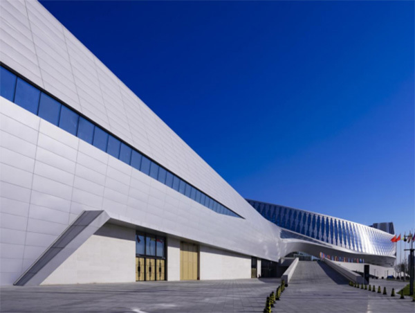 Prefabricated Steel Building with H-Shape Steel Beam Seismic Resistant and Recyclable Construction