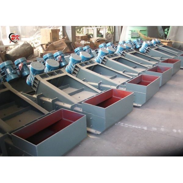 Enclosed Type Cement Vibrating Feeder Concrete Feeding Customized Design