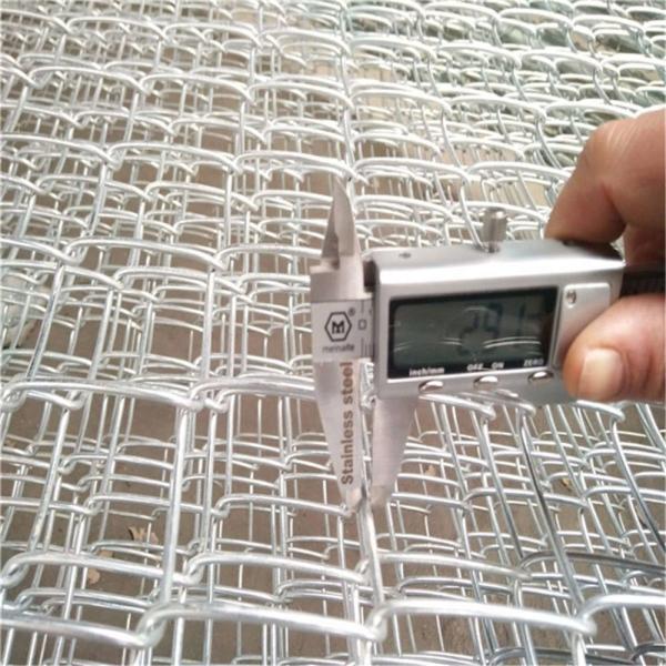 chain link temporary construction fence panels 6FT X 10F Mesh 2 3/8  x 2 3/8 ( 60mm x 60mm ) x 12 gauge wire