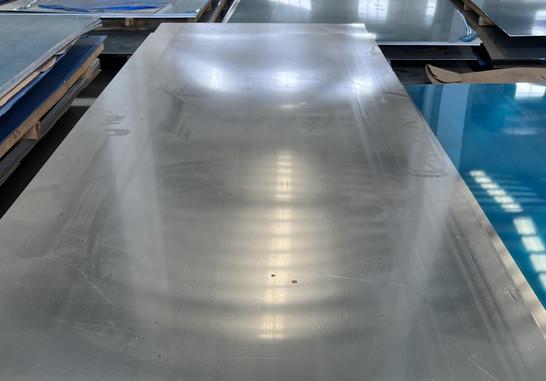 Superfície gravada ASTM da largura 800mm das folhas da liga de alumínio 7A05 de LC4 LC9 7075