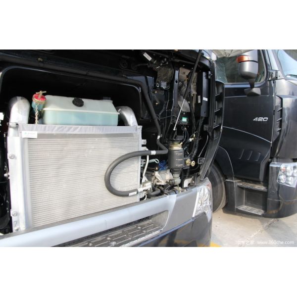 World high level HOWO A7 6x4 series tractor with ABS EVB ASR EBL TMP AMT technology