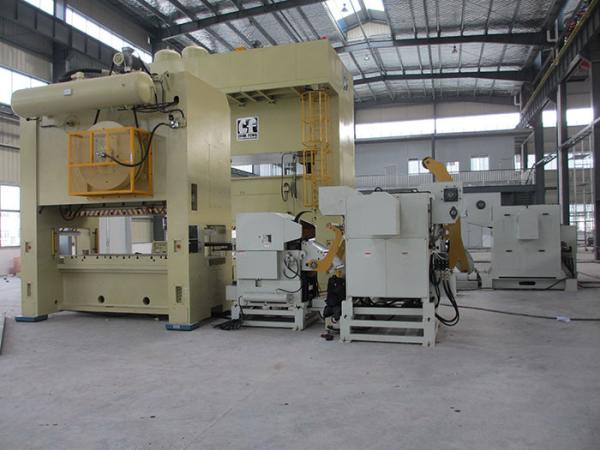 Stamping Pneumatic NC Servo Feeder / High Performance Metal Straightener Equipment