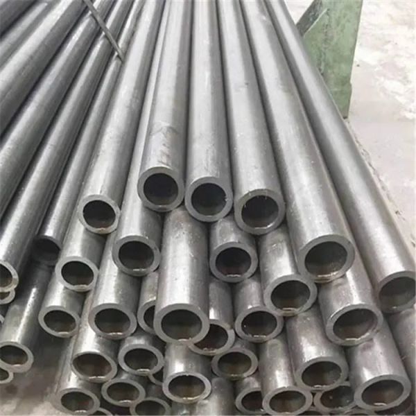 Seamless Precision Steel Pipe Carbon Steel Round Section Shape Engineered to Deliver Consistent Performance and Strength