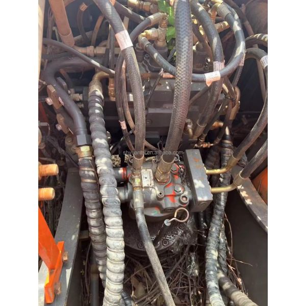 13000 KG excavadora de segunda mano DOOSAN DX130 y adecuada para triturar excavadoras de mano usadas