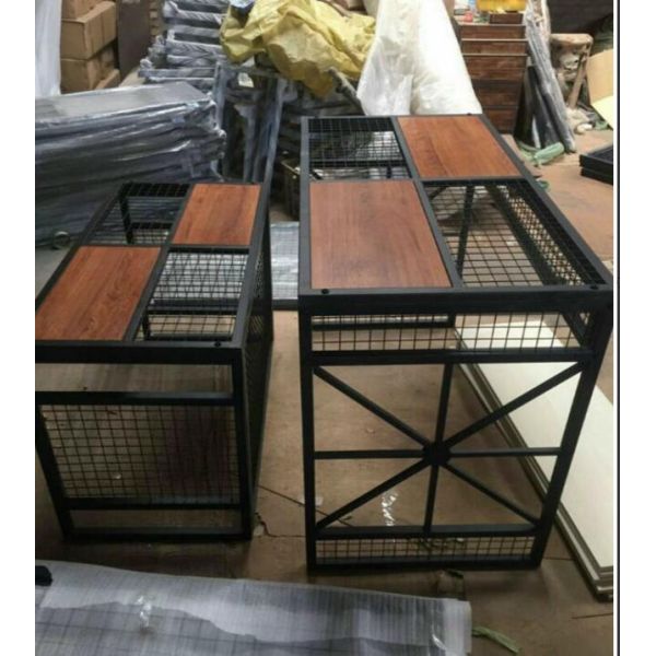 Iron Wire Tube And Wood Clothes DIplsy Stand / Display Tables For Sport Clothing Store