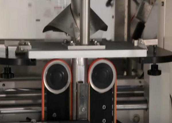 High Speed Automatic Packaging Solutions For Powder / Granule Touch Screen