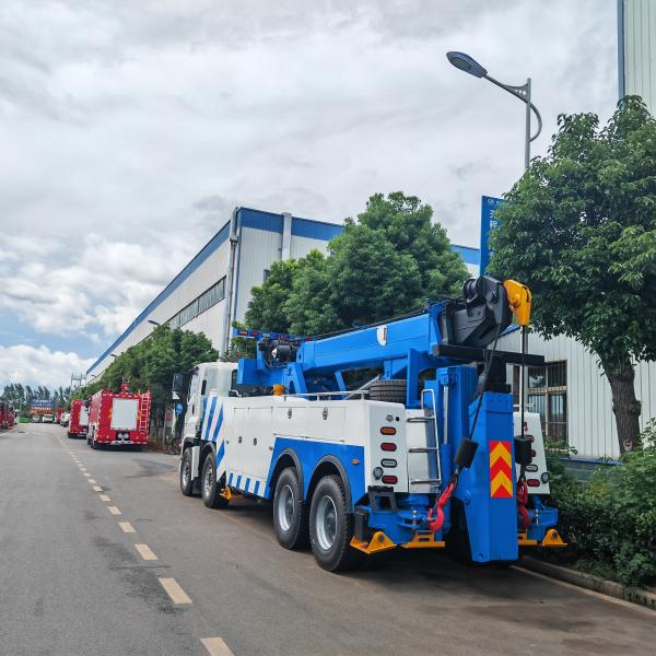 ISUZU GIGA Heavy Duty Wrecker Trucks 30Ton 360 Degree Rotation Road Rescue Truck