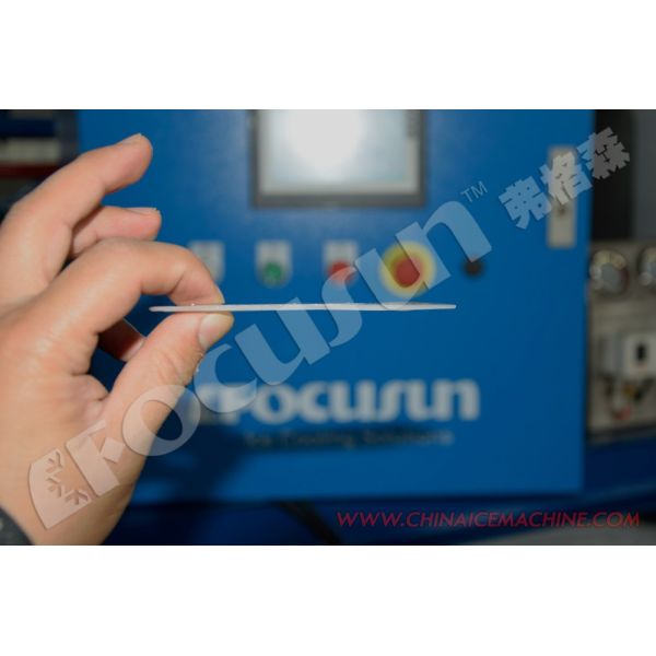 5 Ton Fresh Water Flake Ice Machine with Big Ice Size 40*40mm and PLC Core Components