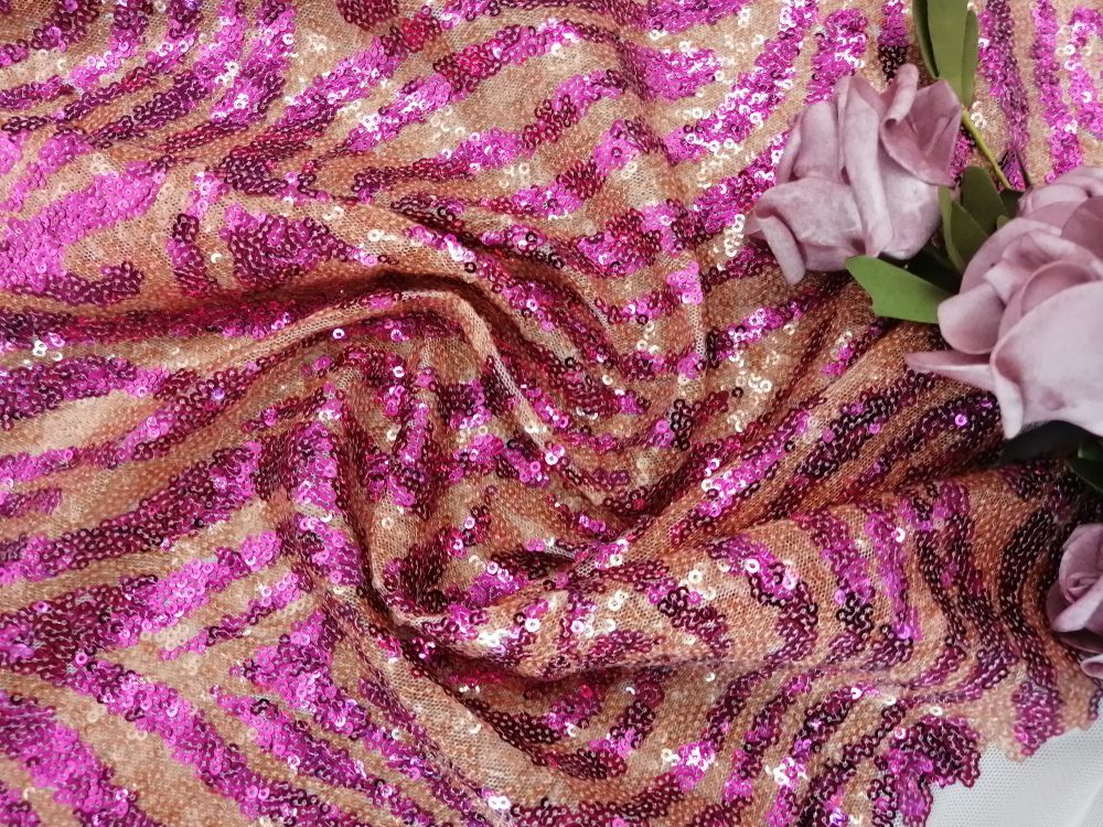 Дизайн картины тигра животный вышил цвету ткани шнурка Sequin пурпурному