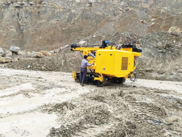 JC860 Blasting Rock Drilling Rig Hydraulic Down Hole Drill With DTH Technology