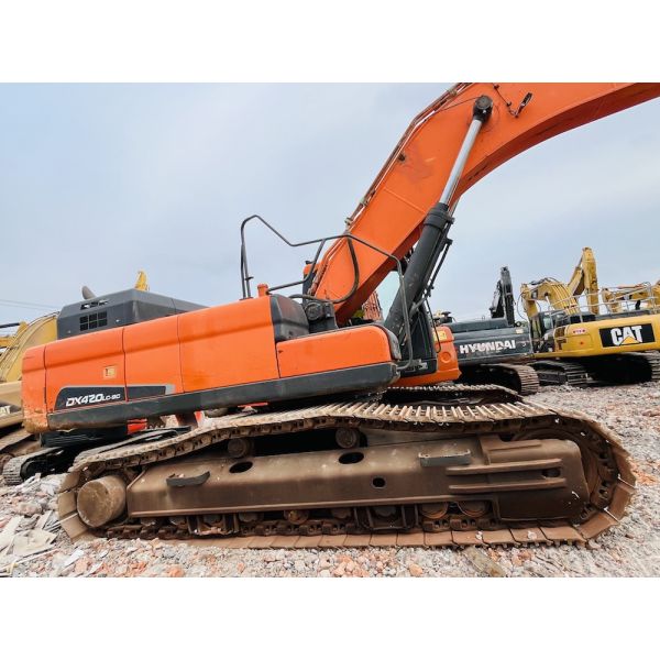 42 Ton Original Used Doosan DX420LC-9C Crawler Excavator With 2 m3 Bucket Capacity Second Hand Excavator