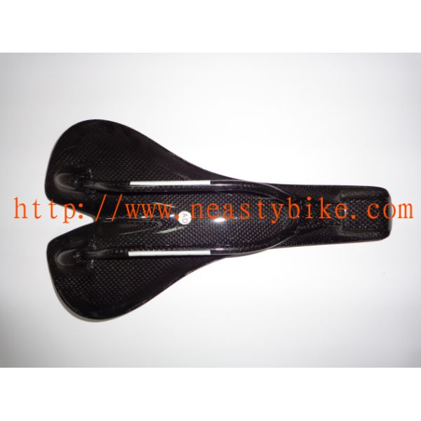 SA-NT11 bicycle parts carbon fiber saddle road saddle 3K carbon saddle only 102g