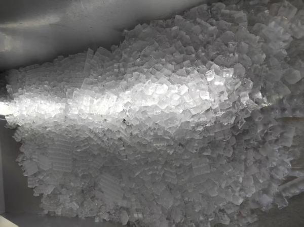 2T Factory Stainless Steel Commercial Industrial Ice Making Machine Low Price OEM Accept Cube Ice Maker 500kg Ice Storage