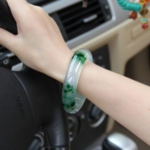 OEM/ODM Acepptable Jewelry Decoration Natural Jade Ice Jade Bracelet Emerald Green Women Jade Crystal Stone Bracelet
