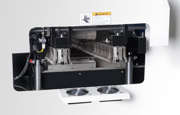 Hot Air SMD Soldering Machine Touch Screen Control 30 - 300mm Max PCB Size