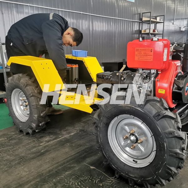 Air Cooled Multifunctional Tractor 12hp Mini Tractor Diesel Engine
