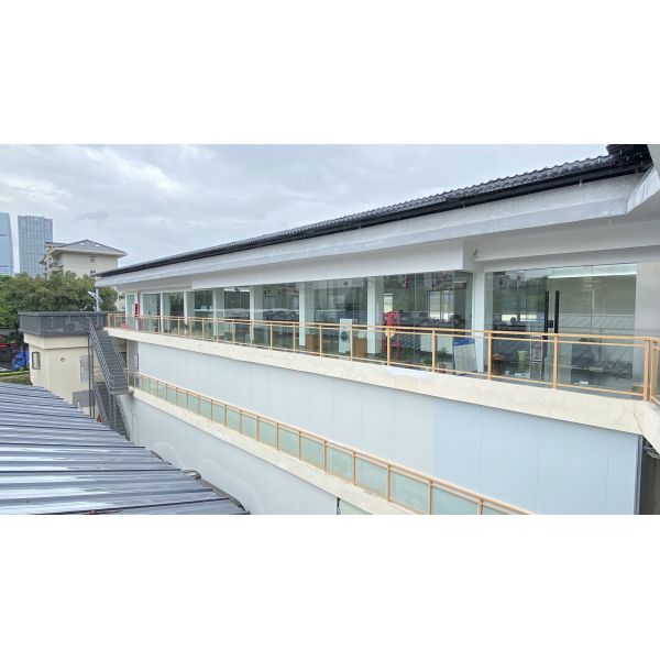 Bajo derecho del parachoques de la lámpara de niebla cubierta marco decorativo 30655930 Para Volvo V70 S80 2007 a 2013 30655929