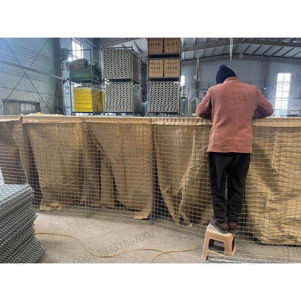 High Strength Barrier Sandbags Defensive Barrier Bastion Dirt Filled Wall