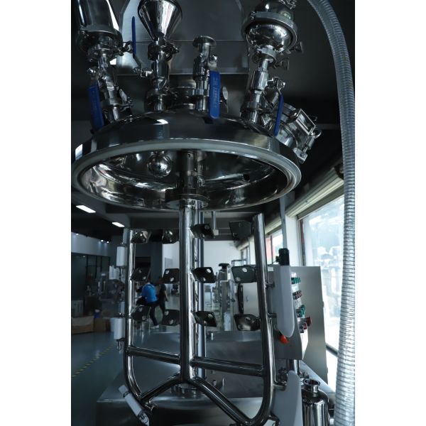 Customized Liquid Mixer Agitator With Vacuum System 30KW