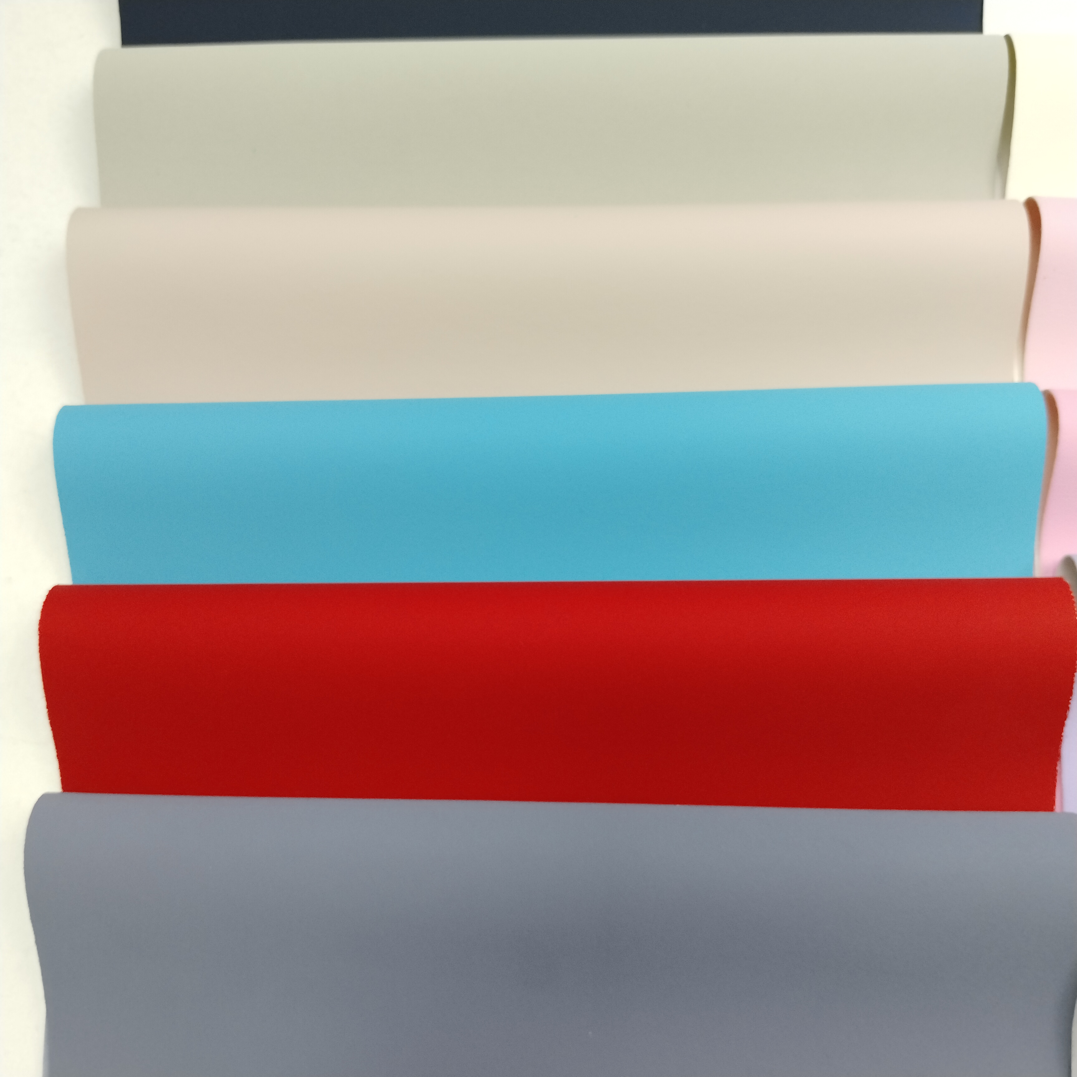 High Quality Leather Wholesale Leather Matte Finish Leather Customized Colors and Size