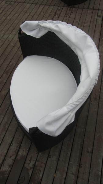 Garden Wicker Pet Bed