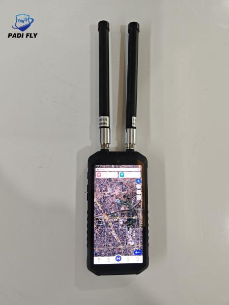 Handheld Anti-UAV Detector with 6.0 Inches Touch Screen and 70MHz-6GHz Channel Range 0-3km Signal Blocker 4h Working Time