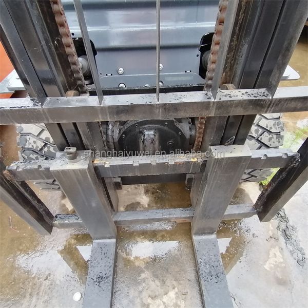 Elevadores de 3 toneladas multifunción importados de Japón y usados de Toyota listos en horas de trabajo reducidas