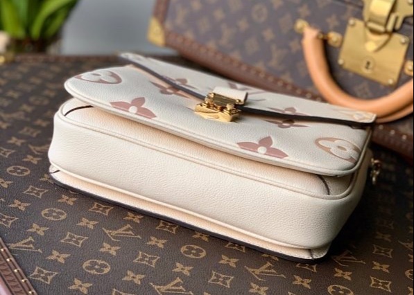 Spring Empreinte Leather 25cm Luxury Cross Body Bag With Lock