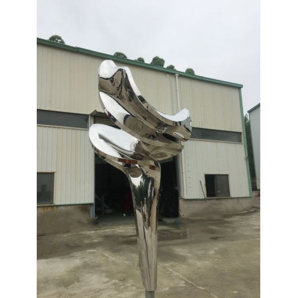 Abstract Metal Garden Sculptures And Ornaments Mirror Polished Finishing