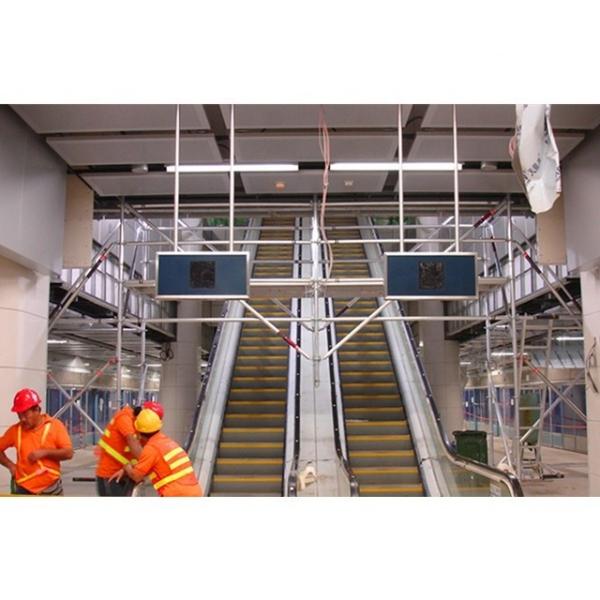 Tour d' échafaudage mobile CE, tour d' accès en aluminium pour l' entretien des escaliers mécaniques