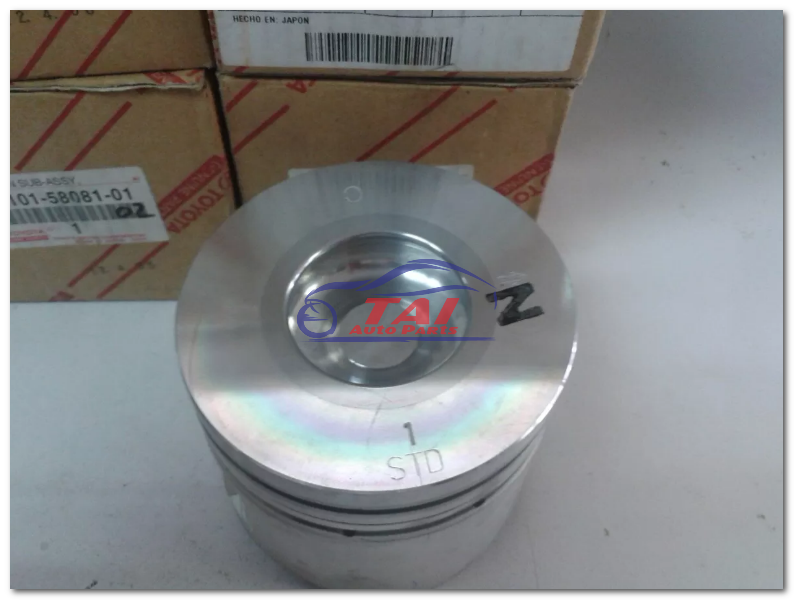 Juego De Pistones Toyota Dyna 4.0 Turbo Diesel 13101-58081 HINO DUTRO 300