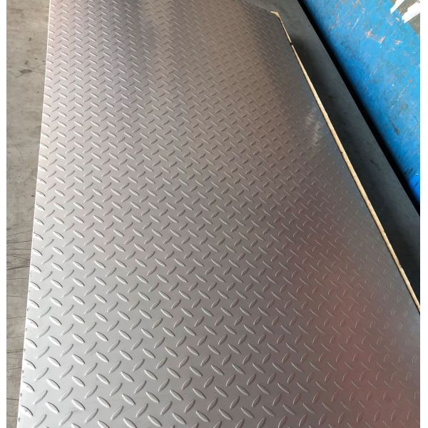 AISI304 AISI316L Stainless Steel Checkered Plate Anti-slip Stainless Steel Sheet