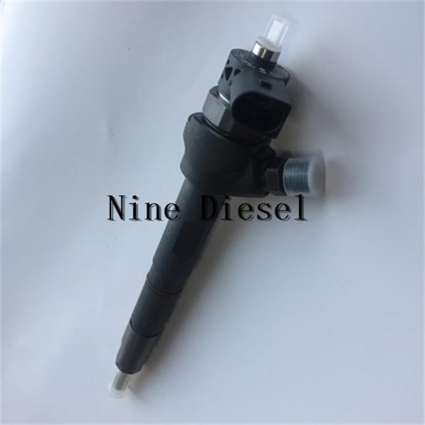 Nine Brand Diesel Injector 0445110537 With Nozzle DLLA143P2356 , Valve F00VC01359