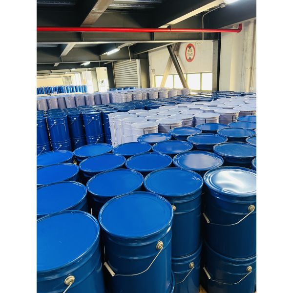 Low Flexibility Industrial Epoxy Resin with Flash Point Around 135°C and Strong Adhesion for Metals, Plastics, and Wood
