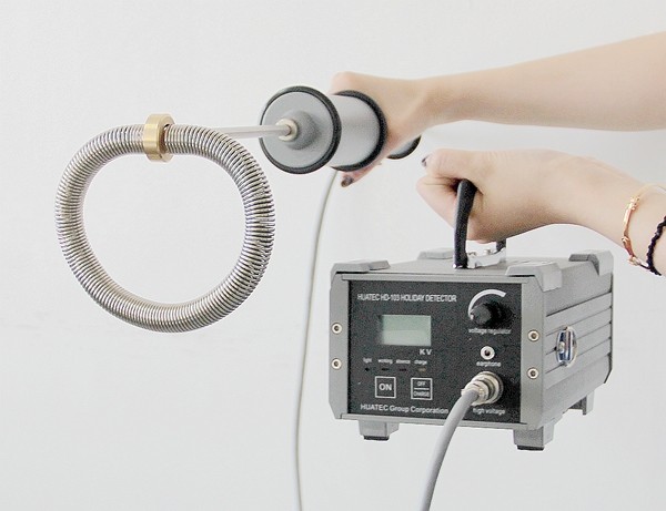 HD-103 High Voltage Holiday Detector 0.2-30KV LCD Display 0.5-10mm Coating Pinhole Leak Detector for Pipeline Tank Anti-corrosion Inspection