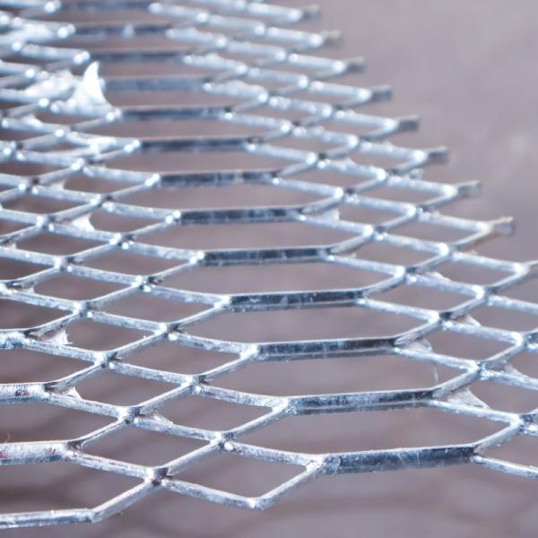 Hexagonal Shape Galvanized Expanded Metal Mesh Stretched Lath Mesh