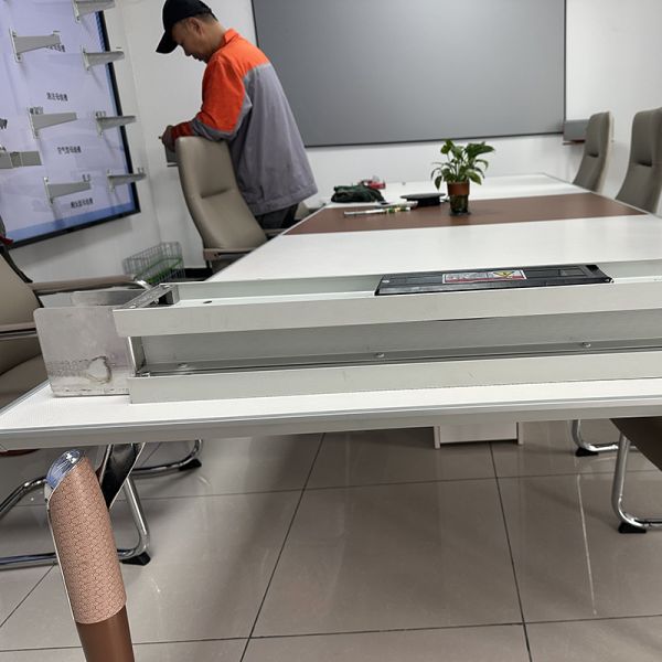 Busducto sándwich compacto de aluminio y canalización de cables para un rendimiento óptimo