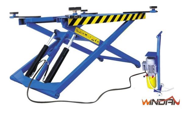 Thin Structure Hydraulic Movable Scissor Lift For Tyre Repair And Body Paint